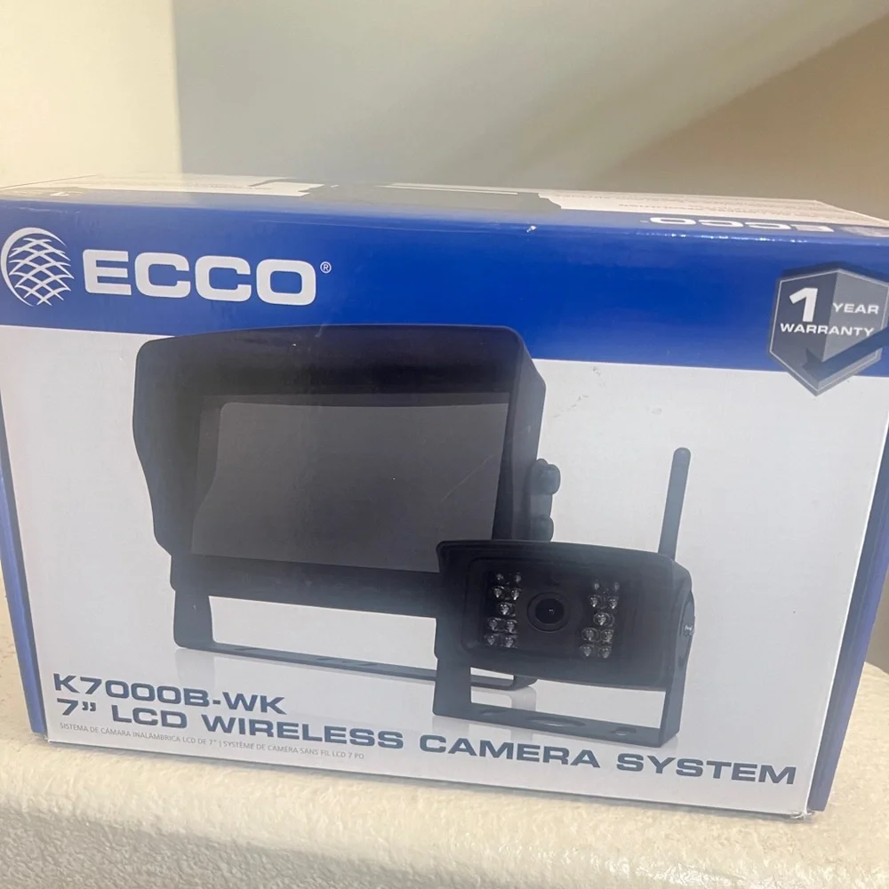Ecco K7000B‎ Dashboard Video Camera Kit 7 Inch Lcd Monitor And Camera Kit